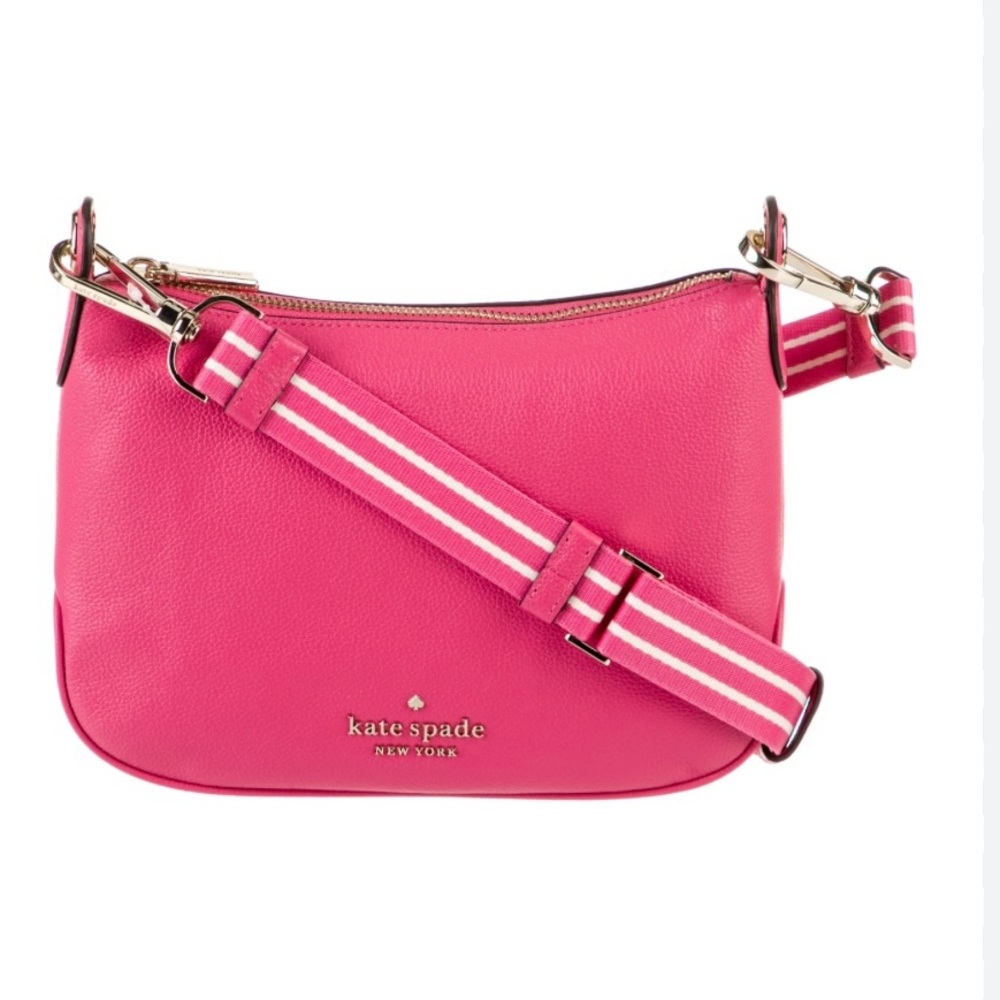 Small Kate spade crossbody bag, soft texture and nice to touch.